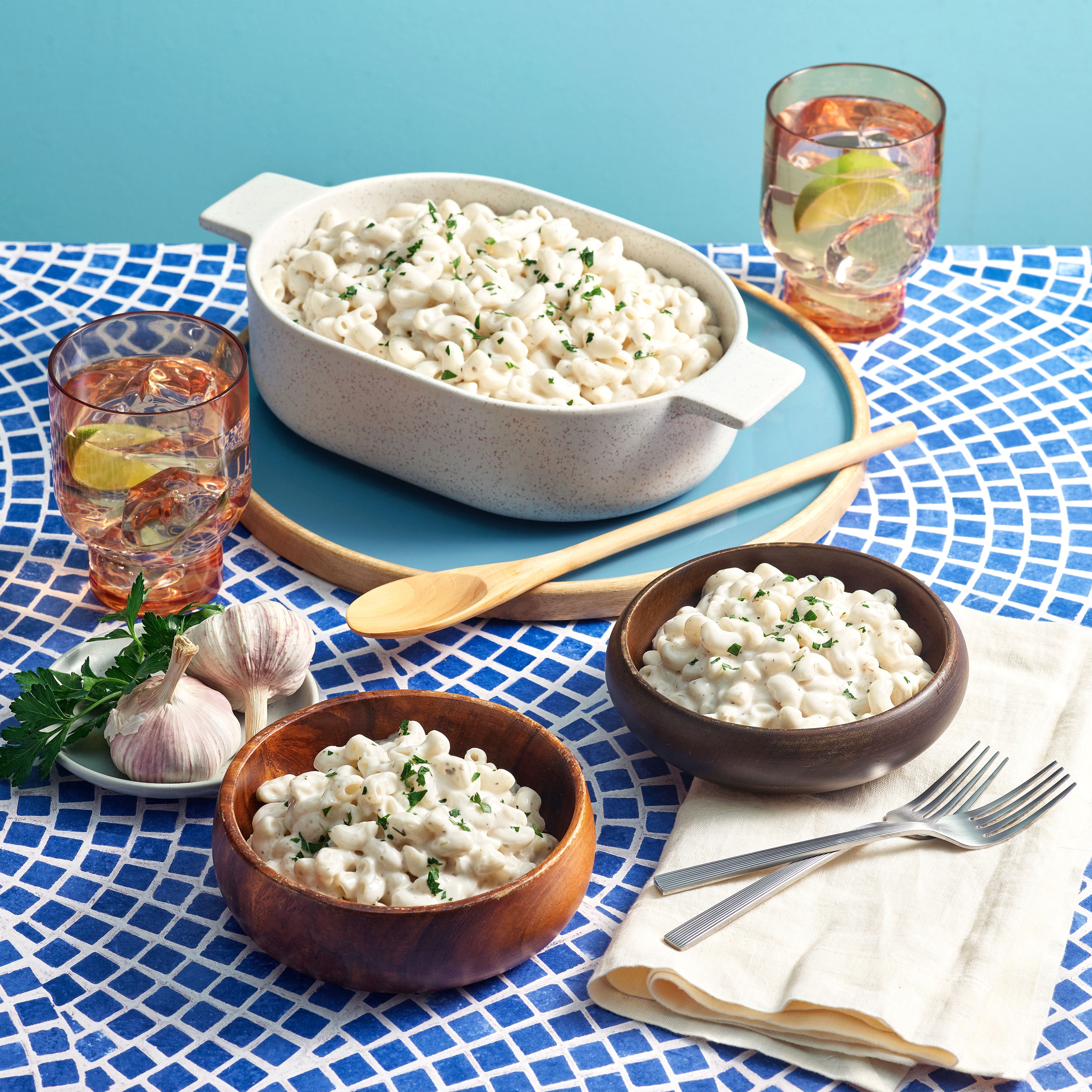 Dairy-Free Herb & Garlic Deluxe Mac & Cheese